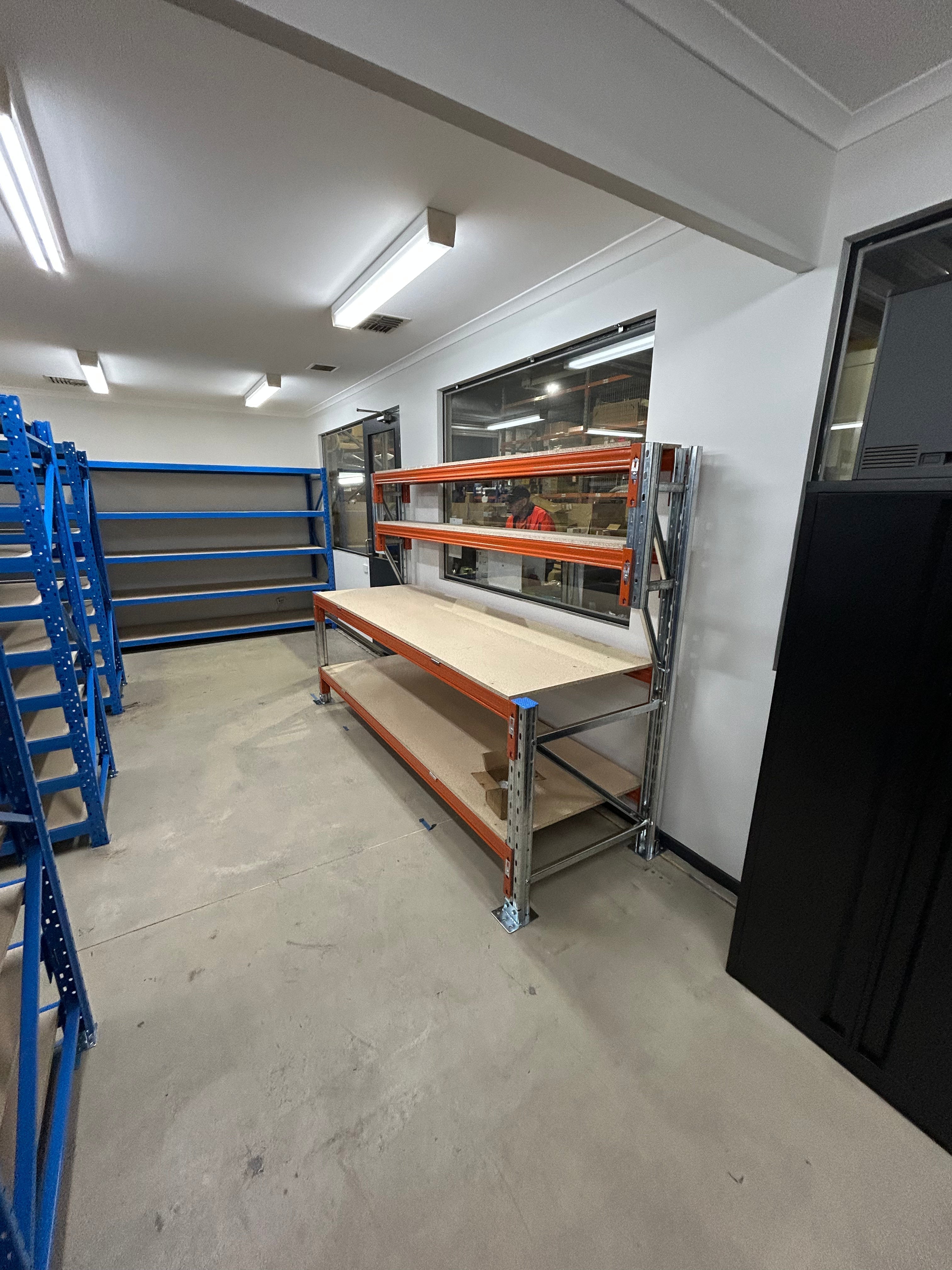 How to Build a Workbench Using Pallet Racking