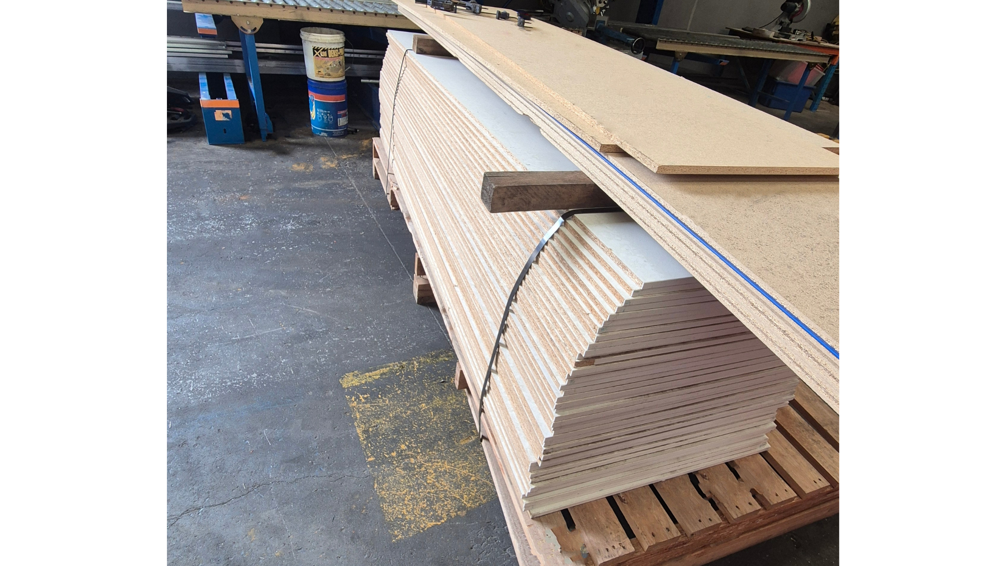40x Second Hand Melamine Boards 2575 x 790mm BULK DEAL