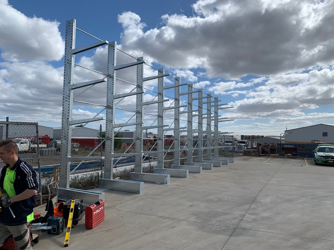 Maximizing Space Efficiency with Cantilever Racking: The Ideal Solution for Storage Challenges