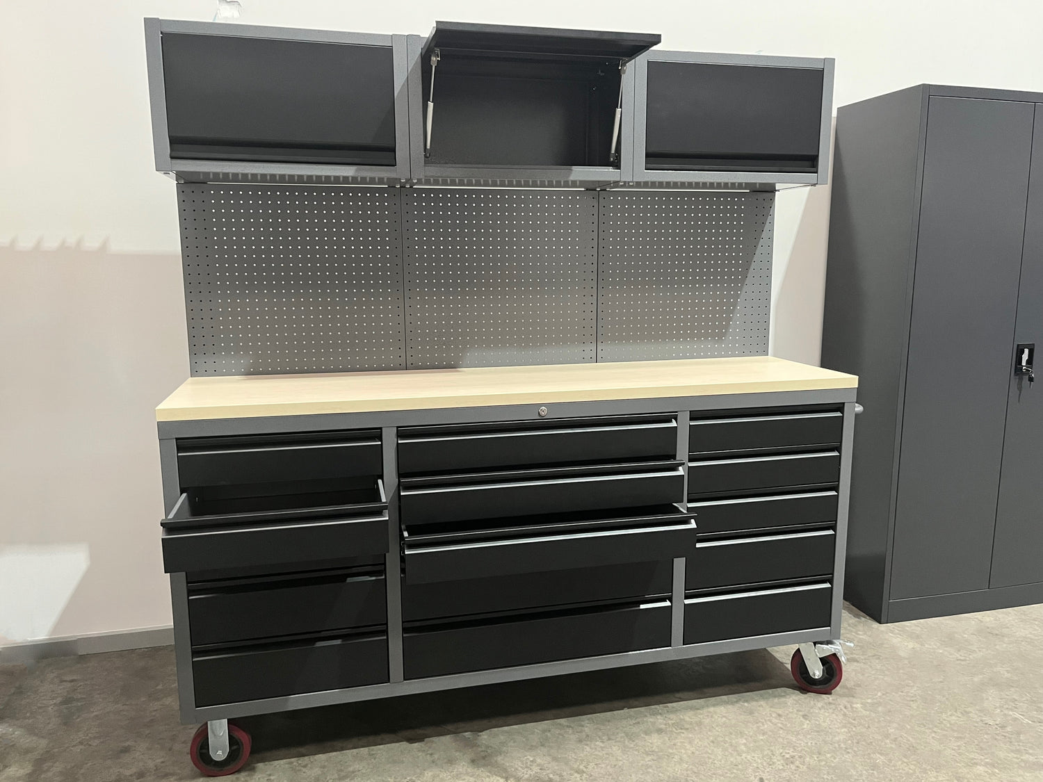 Instant Racking Perth Tool Boxes Pallet Warehouse Racking Australia | Industrial Shelving | ReadyRack